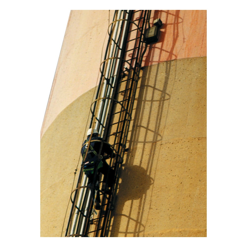 Miller DuraFlex™ 650 Series Harness with Back D - Ring - Gorvex.com